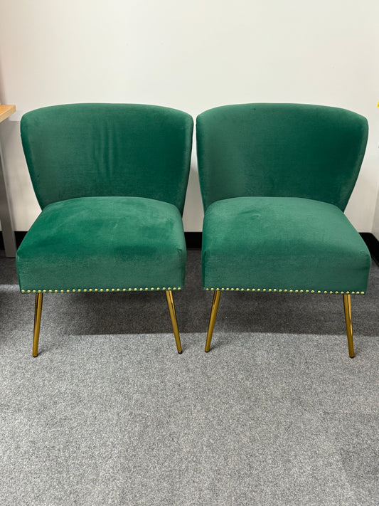 Elegant Emerald Green Accent Chairs (Set of 2) -- Modern Glam Design